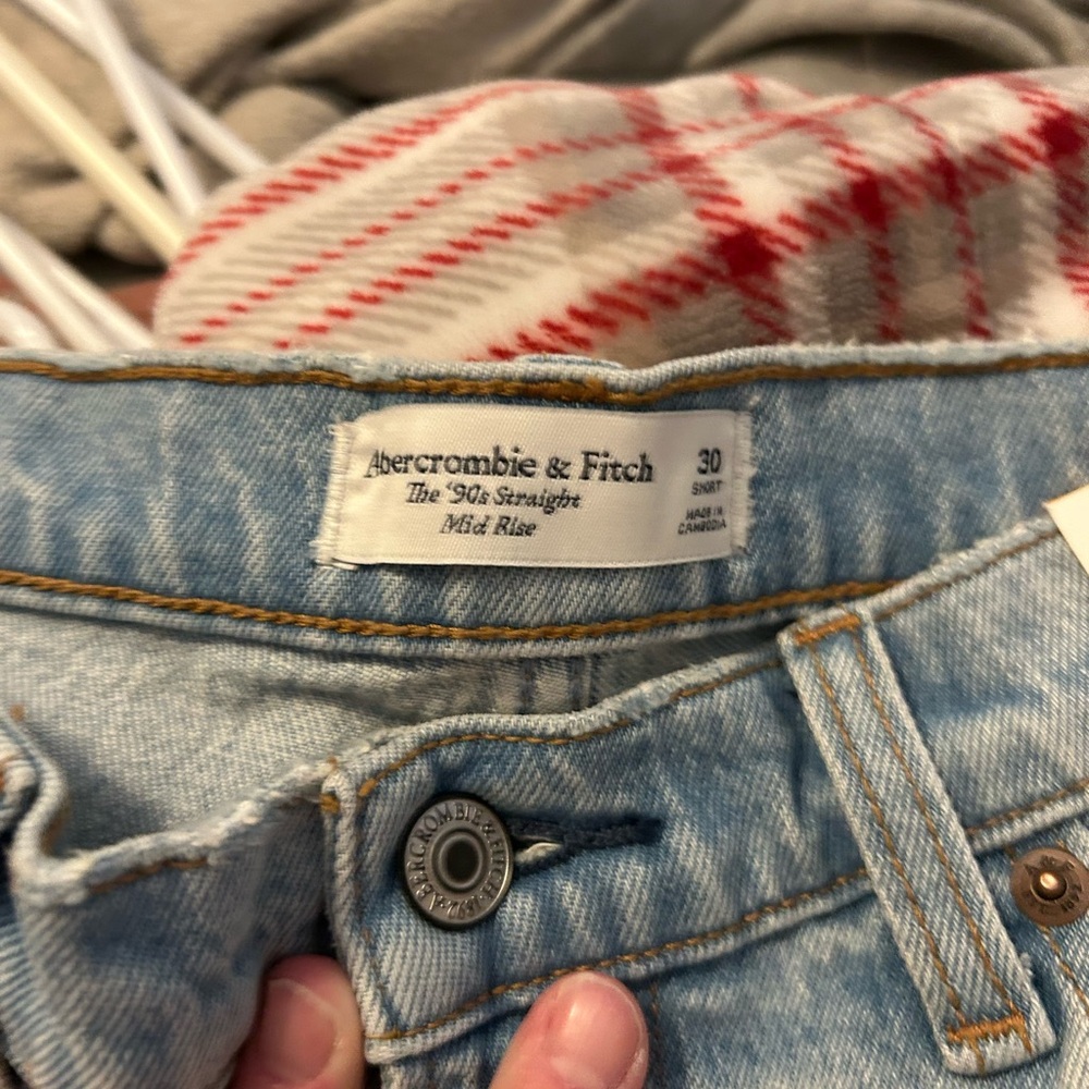Women's Light Blue Distressed Jeans ABERCROMBIE AND FITCH - Picture 3 of 5